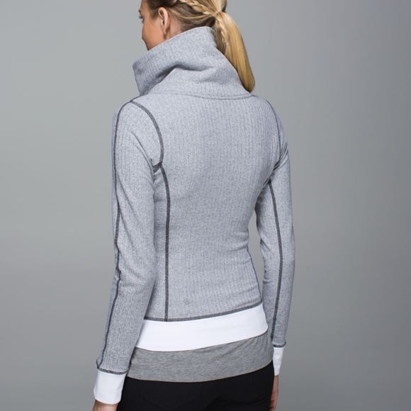 Lululemon Be Present Jacket - Picture 2 of 16